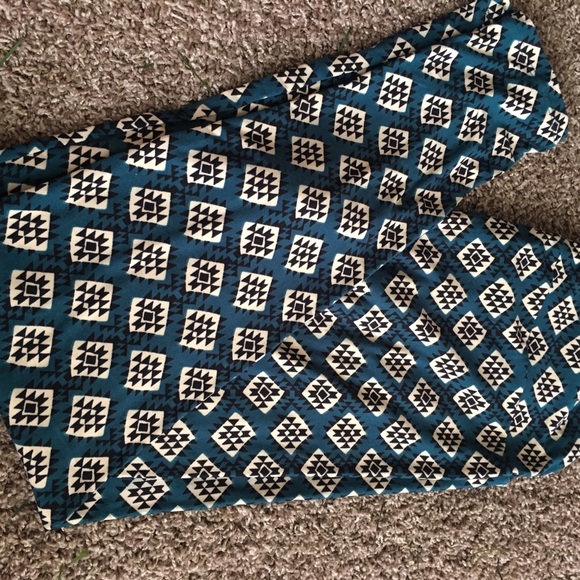 LuLaRoe Pants - LulaRoe Tall & Curvy Leggings LuLaRoe Pants - LulaRoe Tall & Curvy Leggings